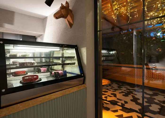 Wolf * أنطاليا