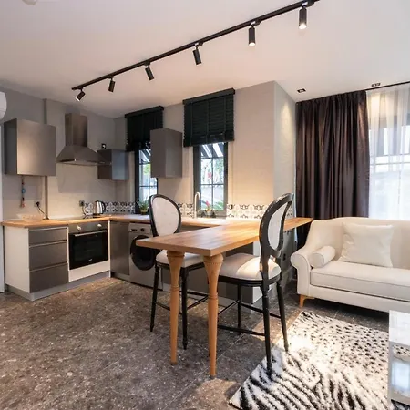 Wolf Apartment Antalya